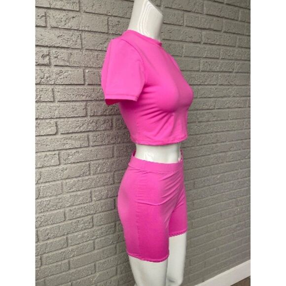 Skims Barbie Pink Top & Shorts Set Size M NWT - Picture 3 of 8